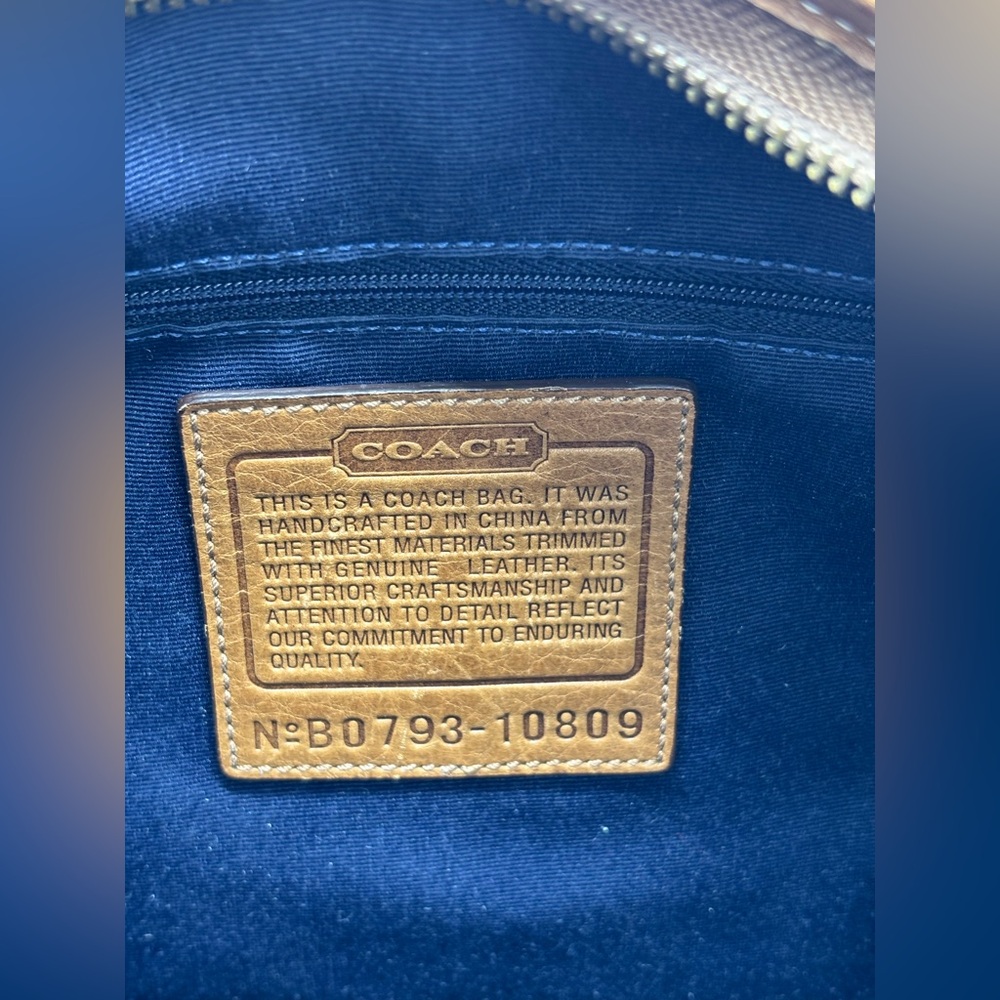 2007 Coach XL Ergo Patchwork - Picture 10 of 16